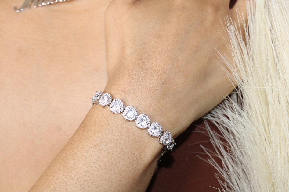 Silver Hearts Bracelet